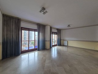 Quadrilocale in Affitto a Palermo, 780&euro;, 155 m²