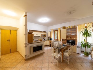 Quadrilocale in Vendita a Monte Argentario, 240'000&euro;, 88 m²