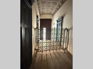 Quadrilocale in Vendita a Mantova, 195'000&euro;, 158 m²