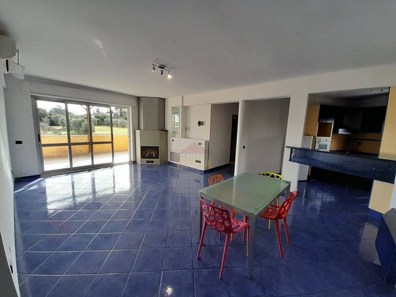 Quadrilocale in Affitto a Roma, 1'050&euro;, 166 m²