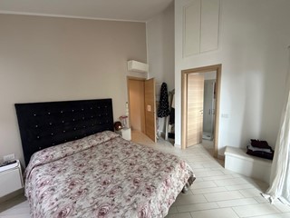 Attico in Vendita a Terni, 235'000&euro;, 110 m², con Box