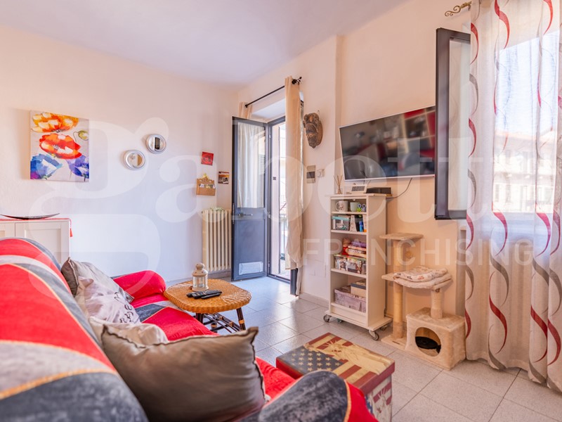 Bilocale in Vendita a Pinerolo, 64'000&euro;, 64 m², arredato