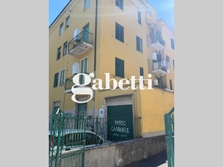 Bilocale in Vendita a Roma, 153'000&euro;, 56 m²