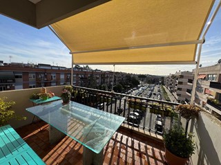 Appartamento in Vendita a Roma, 650'000&euro;, 157 m²