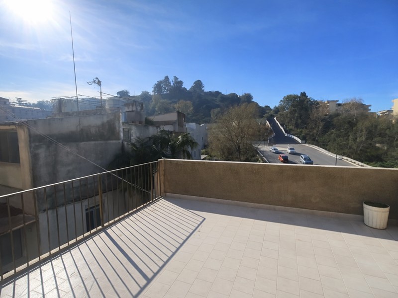 Quadrilocale in Vendita a Barcellona Pozzo di Gotto, 50'000&euro;, 134 m²
