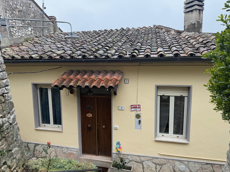 Trilocale in Vendita a Terni, 115'000&euro;, 70 m²