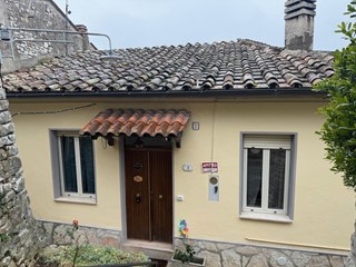 Trilocale in Vendita a Terni, 115'000&euro;, 70 m²