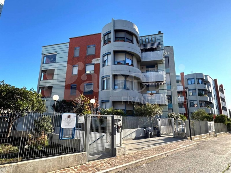 Monolocale in Vendita a Termoli, 89'000&euro;, 54 m², arredato