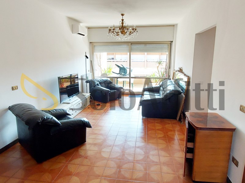 Stanza in Affitto a Roma, zona Eur, 450&euro;, 35 m², arredato