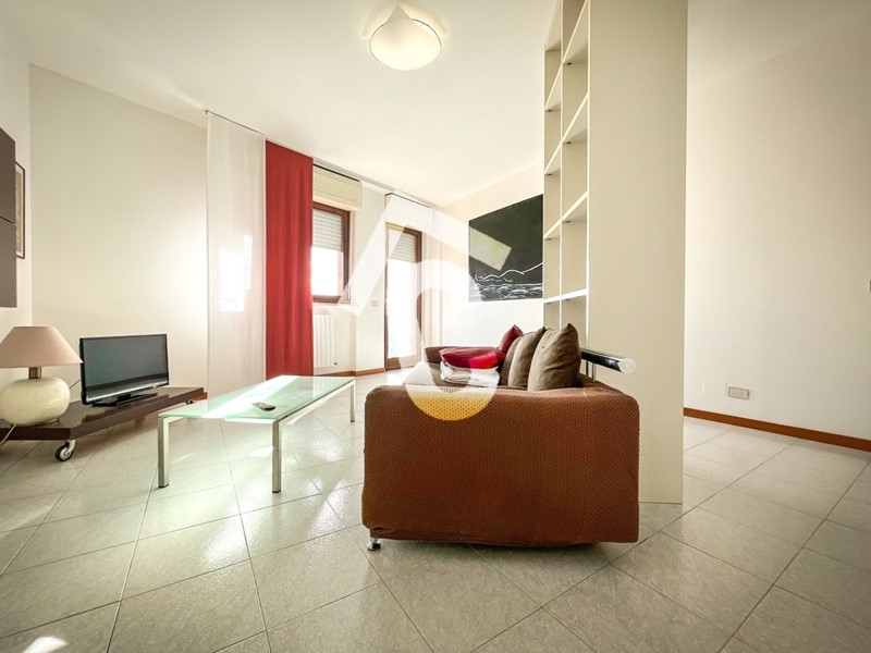 Quadrilocale in Vendita a Monsano, zona Monsano, 155'000&euro;, 126 m², arredato, con Box