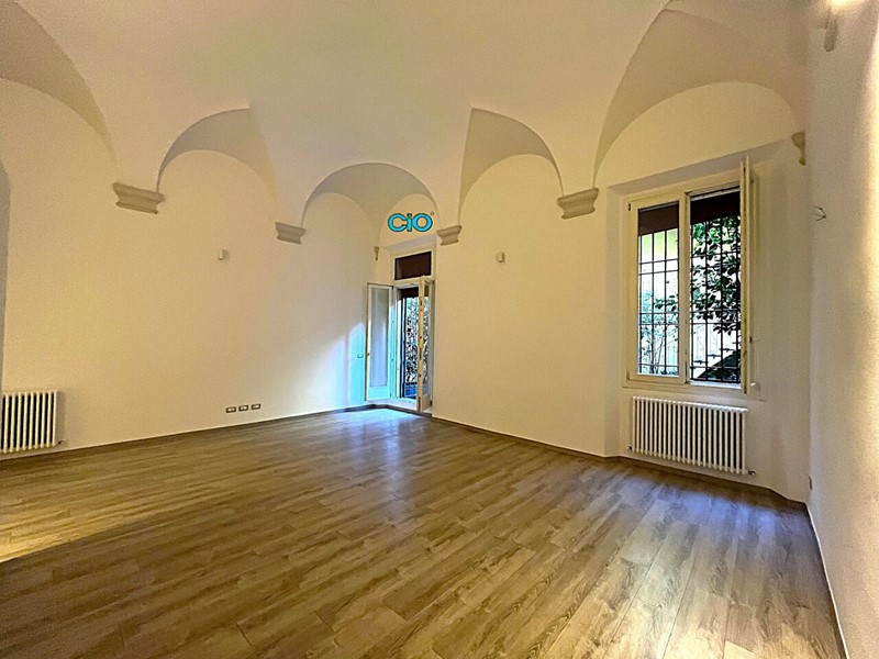Appartamento in Affitto a Bologna, 2'200&euro;, 175 m², con Box