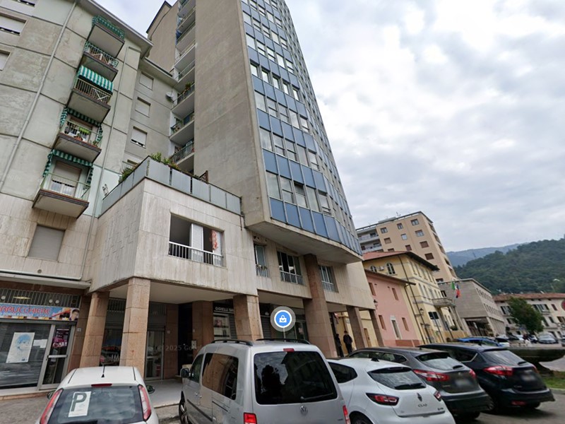 Quadrilocale in Vendita a Sarezzo, 72'000&euro;, 160 m²