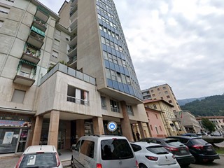 Quadrilocale in Vendita a Sarezzo, 72'000&euro;, 160 m²