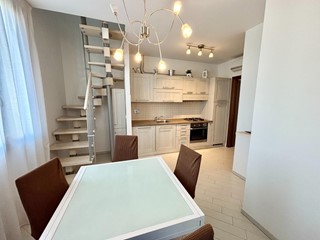 Trilocale in Vendita a Montopoli in Val d'Arno, zona San Romano, 138'000&euro;, 68 m², arredato