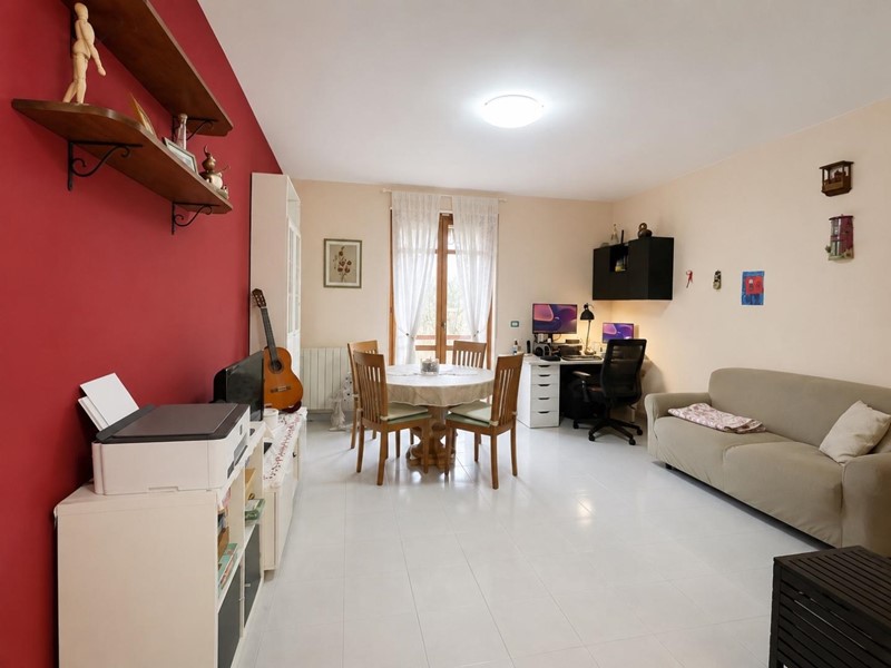 Attico in Vendita a Riccò del Golfo di Spezia, 155'000&euro;, 97 m², arredato, con Box