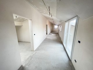 Appartamento in Vendita a Livorno, 260'000&euro;, 140 m²