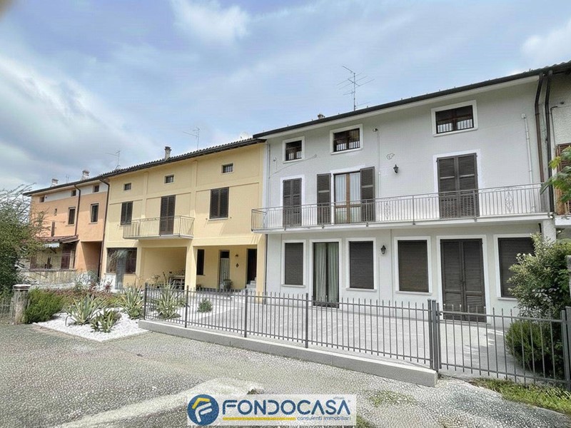 Quadrilocale in Vendita a Cazzago San Martino, 185'000&euro;, 115 m²