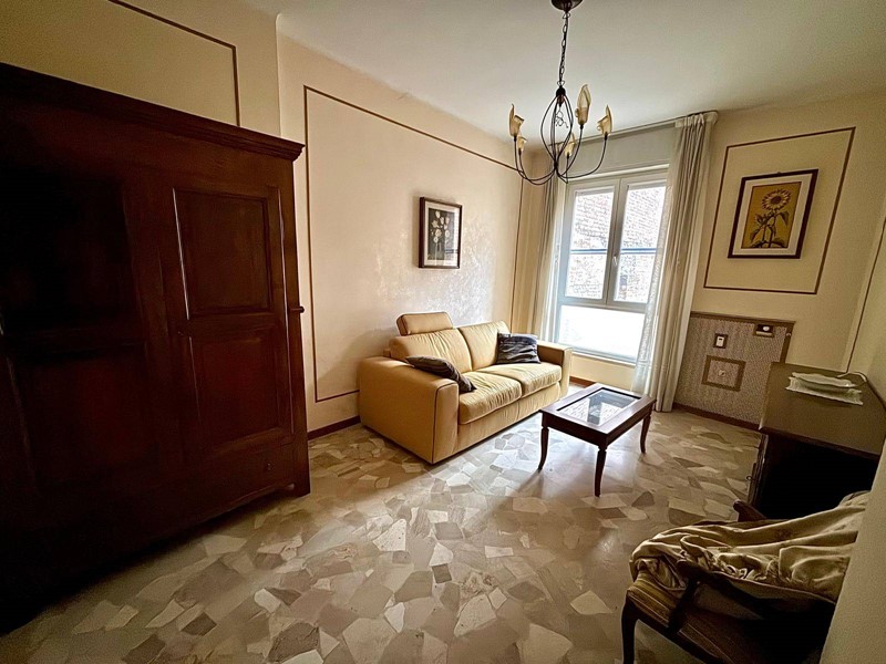 Trilocale in Vendita a Alessandria, 68'000&euro;, 78 m²