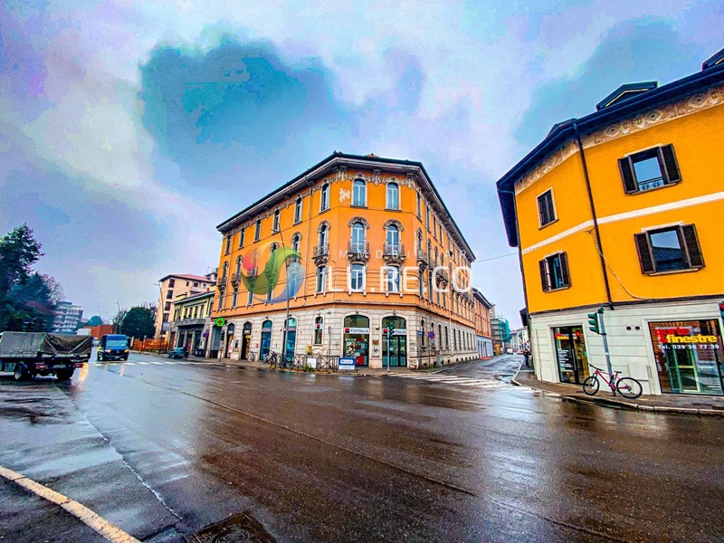 Trilocale in Vendita a Monza, 179'000&euro;, 80 m²
