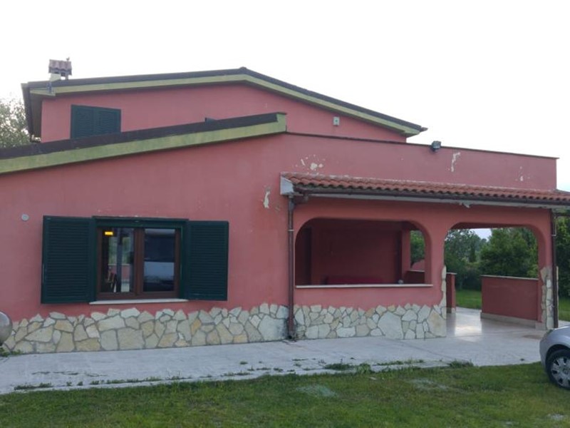 Villa in Affitto a Palombara Sabina, 800&euro;, 120 m²
