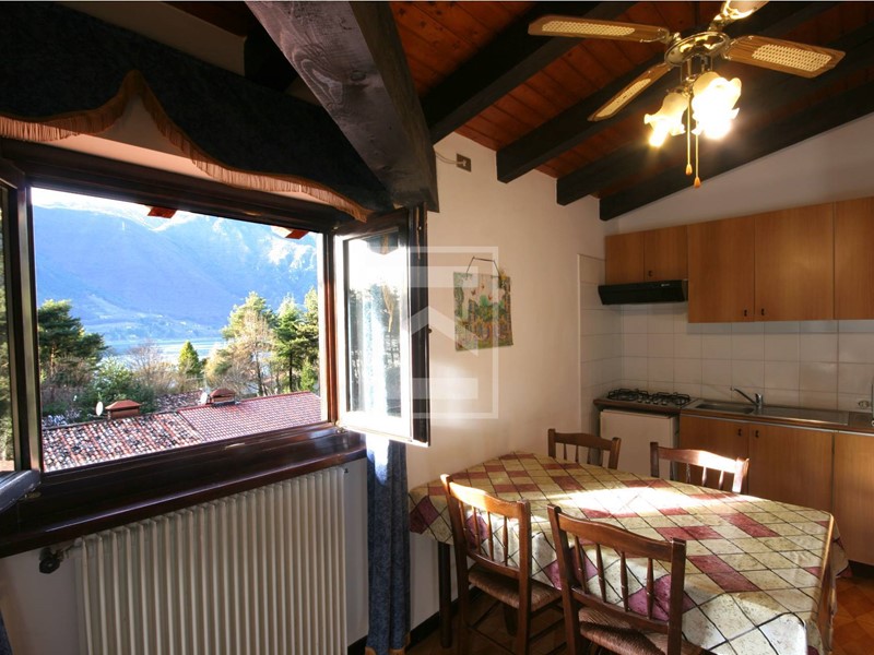 Quadrilocale in Vendita a Idro, 120'000&euro;, 80 m²