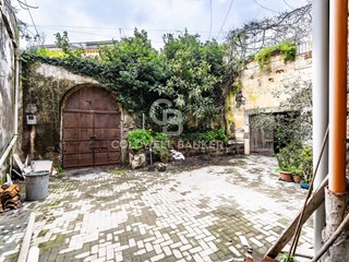 Appartamento in Vendita a Acireale, 749'000&euro;, 1783 m², con Box