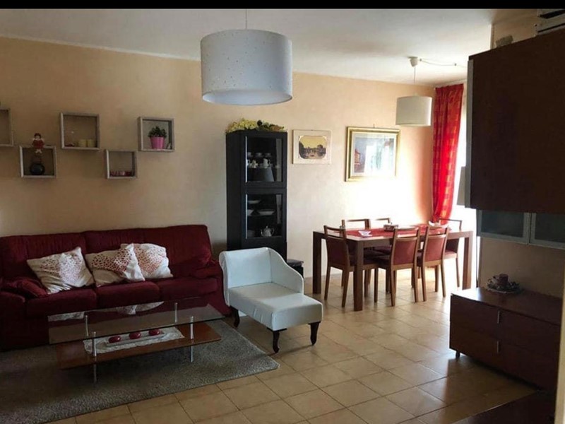 Appartamento in Vendita a Civita Castellana, 125'000&euro;, 95 m², con Box