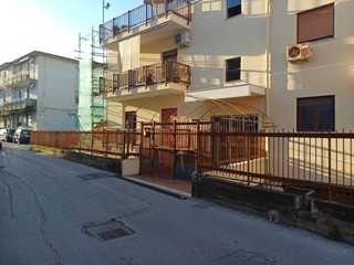 Quadrilocale in Affitto a Palermo, 650&euro;, 105 m², con Box