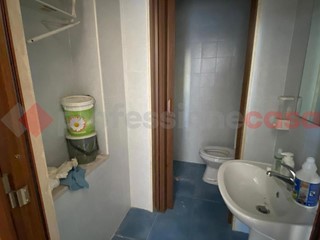 Laboratorio in Vendita a Lizzano, 49'000&euro;, 120 m²