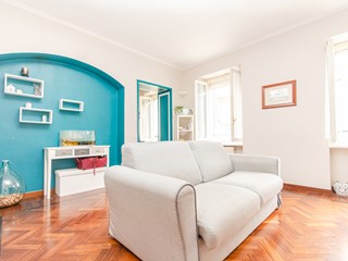 Trilocale in Vendita a Carate Brianza, 198'000&euro;, 119 m²