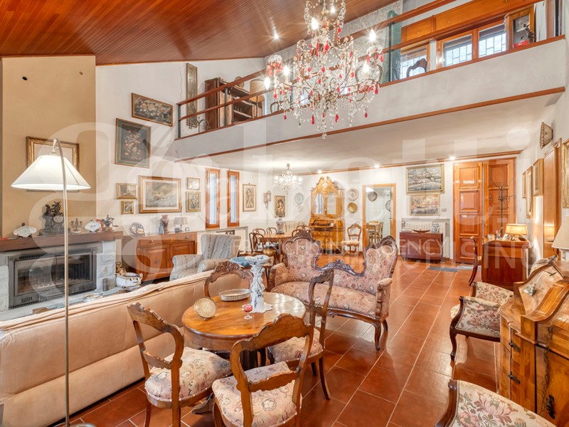 Villa bifamiliare in Vendita a Pianoro, 580'000&euro;, 300 m²