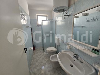 Trilocale in Vendita a Salve, 90'000&euro;, 70 m², arredato