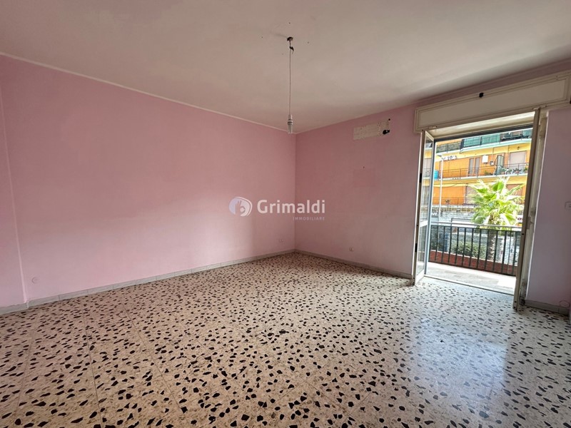Trilocale in Vendita a Casalnuovo di Napoli, 165'000&euro;, 105 m²