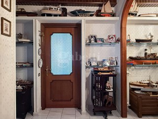 Trilocale in Vendita a Napoli, 263'000&euro;, 98 m²