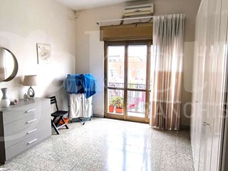 Bilocale in Vendita a Napoli, 90'000&euro;, 55 m²