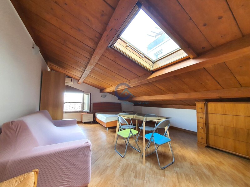 Monolocale in Affitto a Catanzaro, zona Catanzaro Centro, 300&euro;, 50 m², arredato