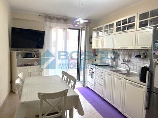 Quadrilocale in Vendita a Santo Stefano di Magra, 180'000&euro;, 83 m², con Box