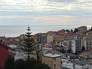 Quadrilocale in Vendita a Sanremo, 140'000&euro;, 55 m²