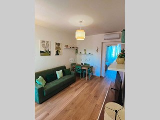 Trilocale in Vendita a La Spezia, zona Centro cittÃ, 145'000&euro;, 70 m², arredato