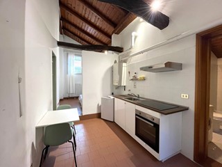 Monolocale in Affitto a Bologna, zona Centro, 850&euro;, 35 m², arredato