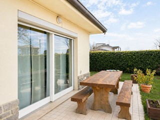 Trilocale in Vendita a Borgomanero, 235'000&euro;, 127 m², arredato, con Box