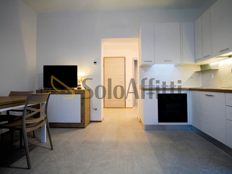 Bilocale in Affitto a Malgrate, 650&euro;, 56 m², arredato