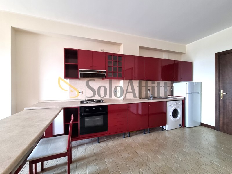 Monolocale in Affitto a Catanzaro, zona Mater Domini, 300&euro;, 35 m², arredato