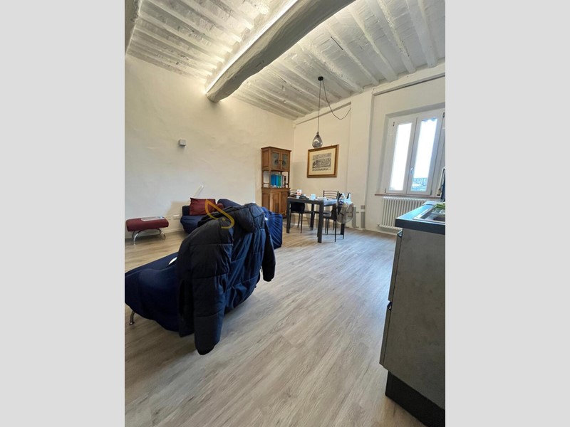 Trilocale in Affitto a Siena, zona Centro storico, 750&euro;, 61 m², arredato
