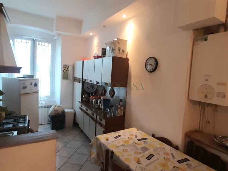 Quadrilocale in Vendita a La Spezia, zona Periferia EST, 140'000&euro;, 83 m², arredato