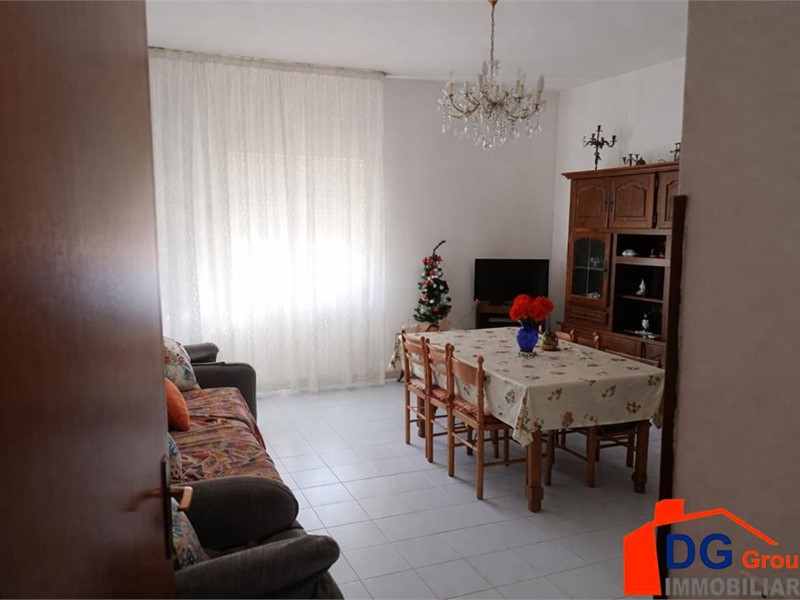 Appartamento in Vendita a Alcamo, 49'500&euro;, 110 m²
