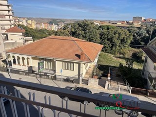 Appartamento in Vendita a Ragusa, 130'000&euro;, 190 m²