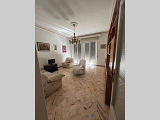 Appartamento in Affitto a Siena, 1'200&euro;, 110 m², arredato, con Box