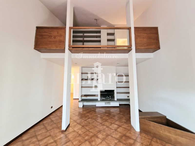 Quadrilocale in Vendita a Signa, 240'000&euro;, 100 m²