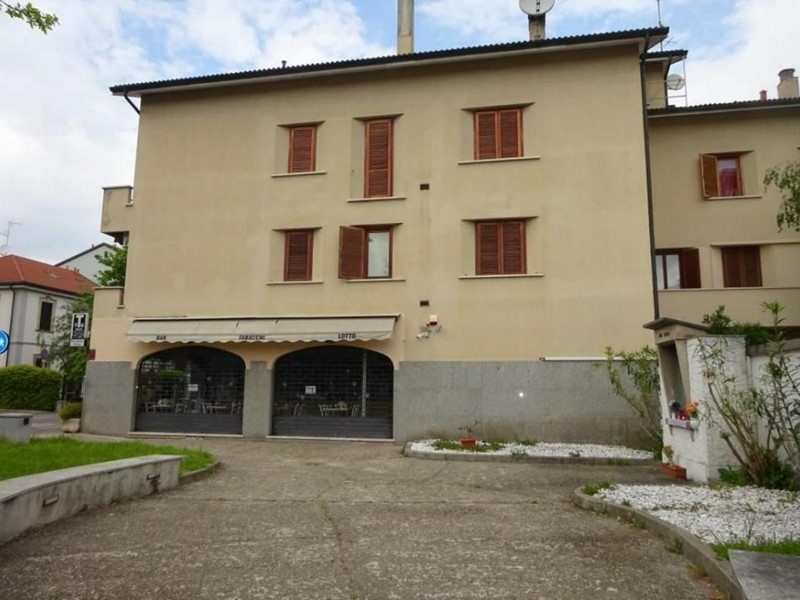 Appartamento in Vendita a Cernusco sul Naviglio, 267'600&euro;, 183 m², con Box